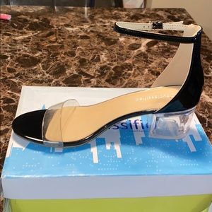 Cute clear blocked casual heels! Size 10